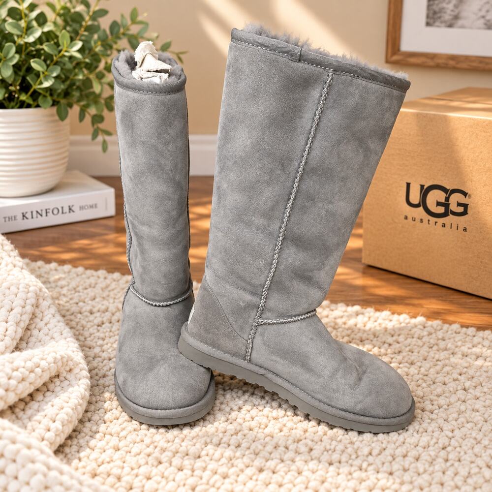 UGG Australia Classic Tall Gray Suede Boots Women’s 6